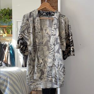 Lightweight kimono style jacket
